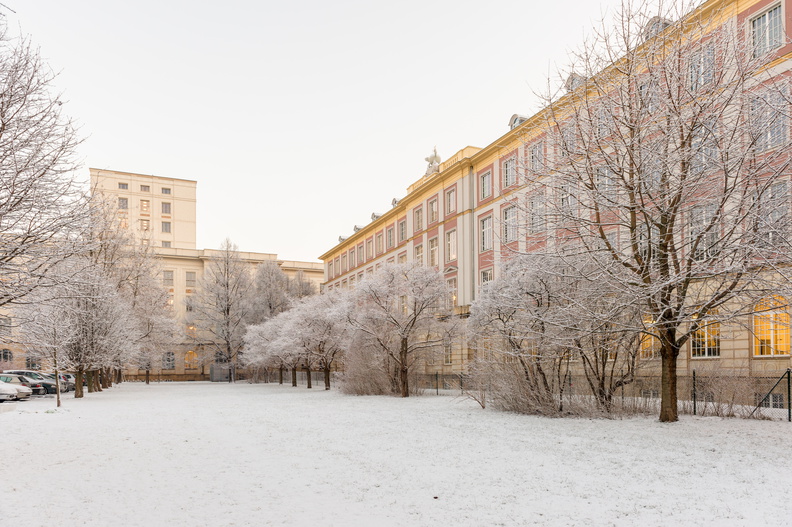 Winterstimmung auf dem Campus der HTW Dresden