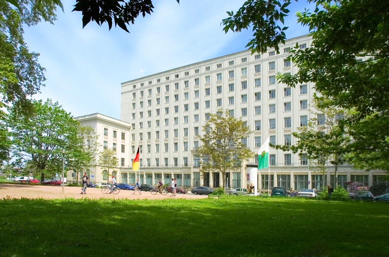 Das Zentrale Institutsgebäude der HTW Dresden