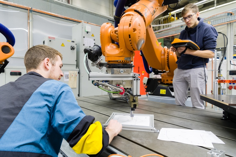 Roboterkompetenzzentrum der Fakultät Maschinenbau am 06.03.23.