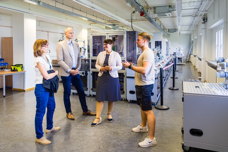 Besuch Evelyne Pellé - World Trade Center Metz-Saarbrücken an der HTWD am 12.06.24.