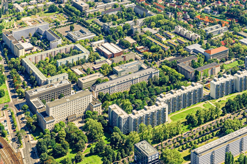 Luftaufnahmen des Campus der HTW Dresden am Friedrich-List-Platz am 13.08.24.