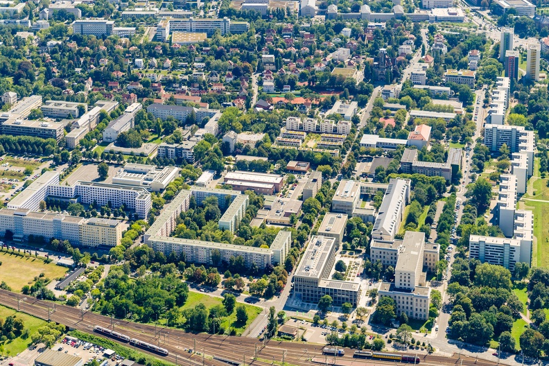 Luftaufnahmen des Campus der HTW Dresden am Friedrich-List-Platz am 13.08.24.