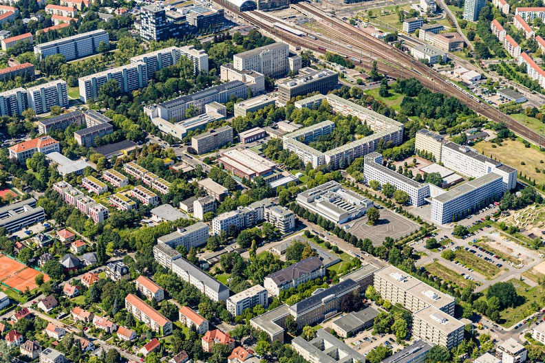 Luftaufnahmen des Campus der HTW Dresden am Friedrich-List-Platz am 13.08.24.