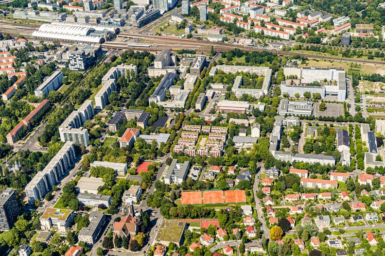 Luftaufnahmen des Campus der HTW Dresden am Friedrich-List-Platz am 13.08.24.