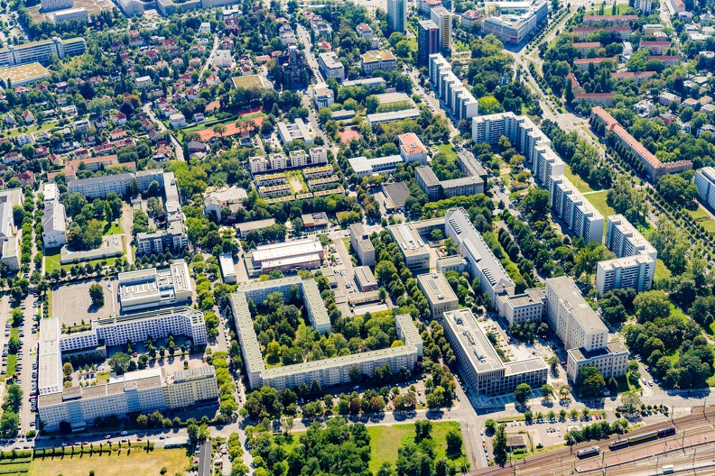 Luftaufnahmen des Campus der HTW Dresden am Friedrich-List-Platz am 13.08.24.