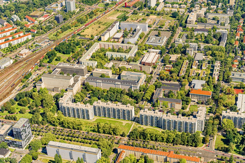 Luftaufnahmen des Campus der HTW Dresden am Friedrich-List-Platz am 13.08.24.