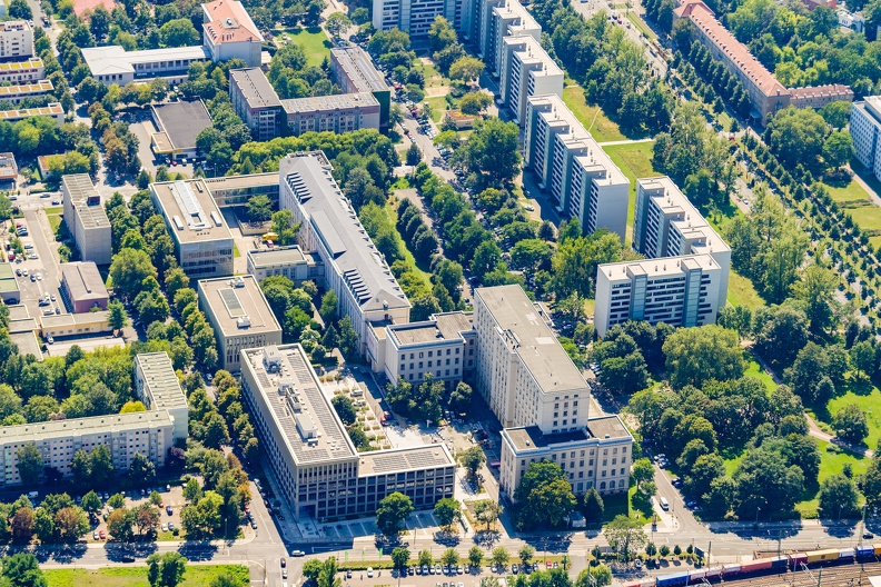 Luftaufnahmen des Campus der HTW Dresden am Friedrich-List-Platz am 13.08.24.