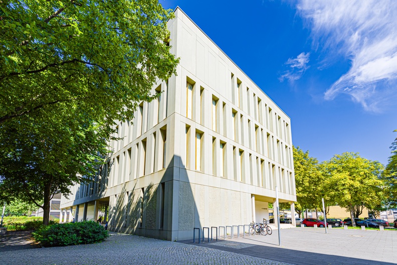 Ansichten des Bibliotheksgebäudes der HTW Dresden am 28./29.08.24.